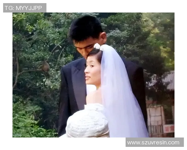 姚明与女篮劳伦重聚17年后叶莉是否会因偷瞄事件心生醋意